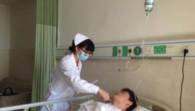 Liên tục uống nước này sau chạy bộ khiến gan bị ảnh hưởng