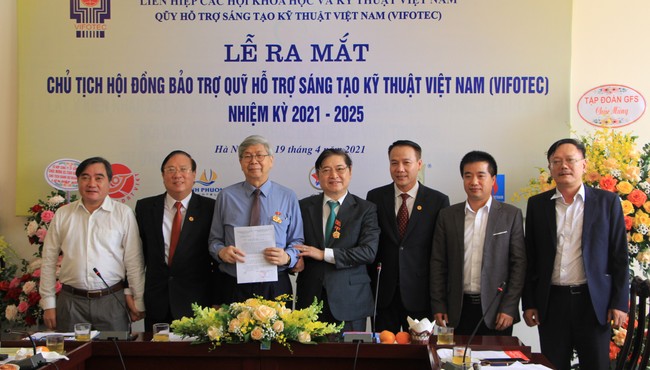 TSKH Phan Xuân Dũng làm Chủ tịch Quỹ Hỗ trợ sáng tạo Việt Nam