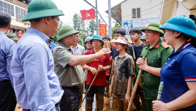 Thủ tướng Phạm Minh Chính tới Yên Bái chỉ đạo ứng phó mưa lũ