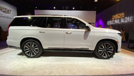 Cadillac Escalade 2021 - SUV full-size 'đấu' Lexus LX570, khó thế nào?