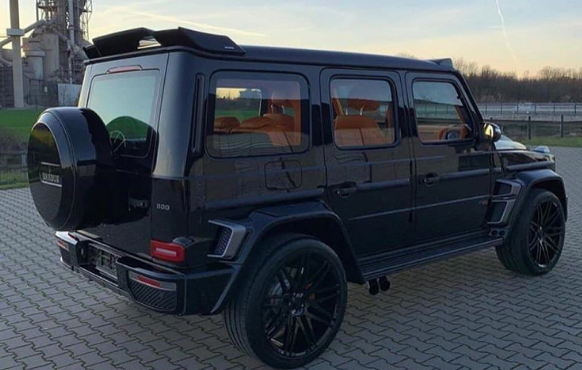 Ngắm Mercedes-AMG G63 Brabus hơn 16 tỷ dành cho đại gia 