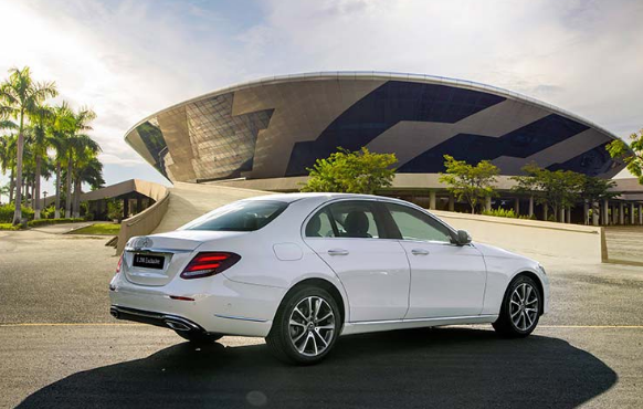 Mercedes-Benz E200 Exclusive hơn 2,2 tỷ vừa về Việt Nam có gì thu hút?
