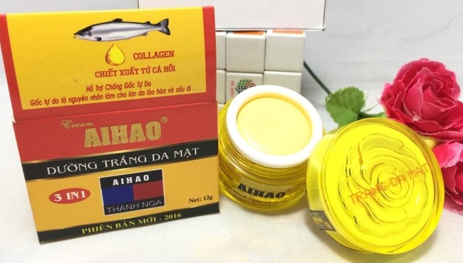 Kem trắng da mặt AIHAO và Gel mụn 10g bị đình chỉ lưu hành