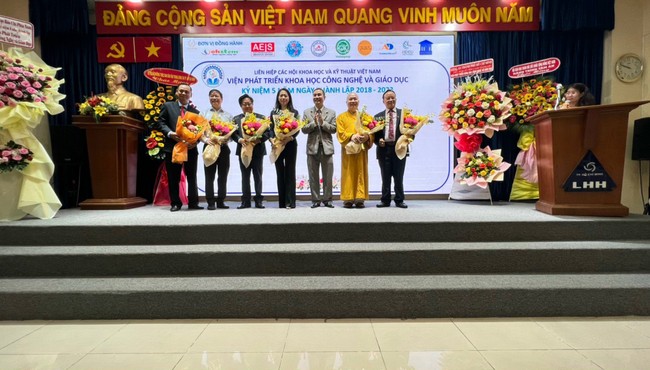 Viện Phát triển KHCN và Giáo dục kỷ niệm 5 năm thành lập