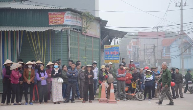 Xe khách đâm đoàn người đưa tang: Nguyên nhân do...sương mù!
