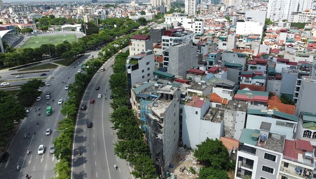 Loạt công trình, chung cư mini có dấu hiệu vi phạm ở Hà Nội 