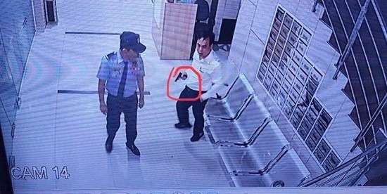 Vụ Phó chủ tịch Tập đoàn Đèo Cả cầm súng đe doạ bảo vệ: Công an xác định là súng đồ chơi