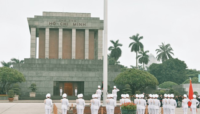 Lễ thượng cờ rủ ngày Quốc tang Tổng Bí thư Nguyễn Phú Trọng