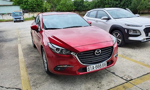 Chủ xe Mazda3 bốc trúng biển số cực đẹp ngũ quý 6