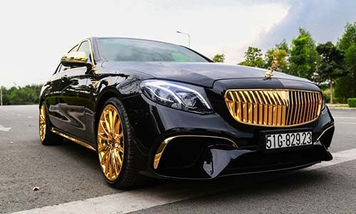 Dân chơi mạ vàng, đính kim cương xe sang Mercedes