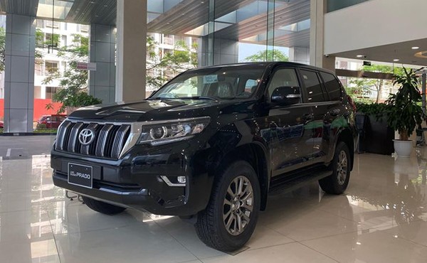 Toyota Land Cruiser Prado 2020 hơn 2,3 tỷ