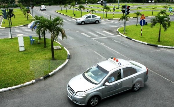 Kiểm tra cơ sở đăng kiểm và sát hạch lái xe toàn quốc