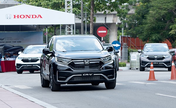 Honda CR-V 2020 lắp ráp đắt hơn xe nhập khẩu: Vì sao?