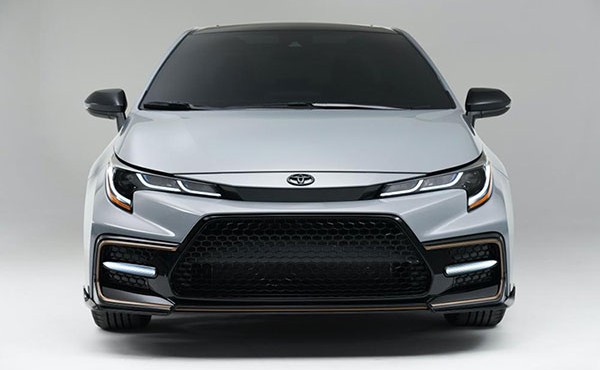 Cận cảnh phiên bản mới nhất Toyota Corolla Altis 2021 tại Việt Nam