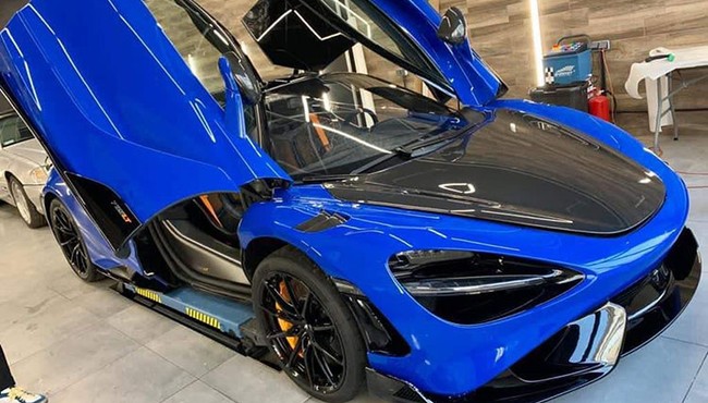 Đại gia lan đột biến chi hơn 33 tỷ tậu siêu xe