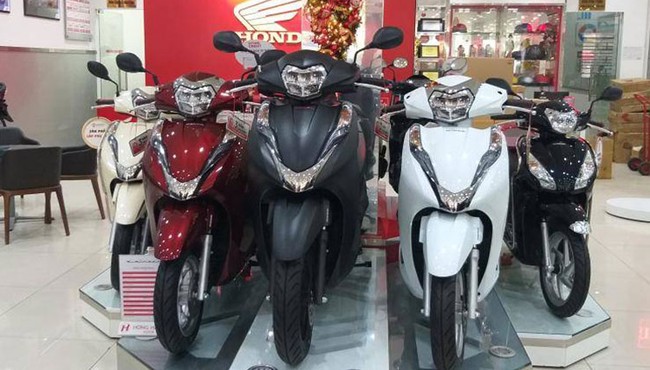 Khoảng 6.000 người Việt mua xe máy Honda mỗi ngày 