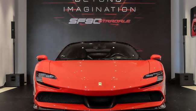Ferrari SF90 Stradale chính hãng có giá hơn 34 tỷ đồng 