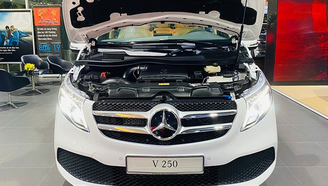 Cận cảnh cặp Mercedes-Benz V-Class được Cường Đô la mua cho con