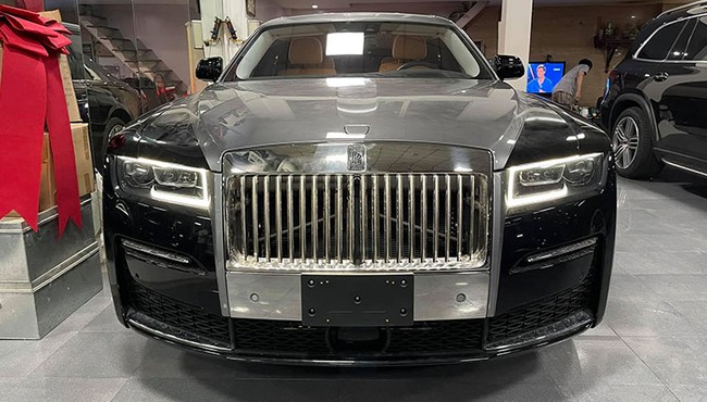Chi tiết Rolls-Royce Ghost giá hơn 40 tỷ ở Hà Nội