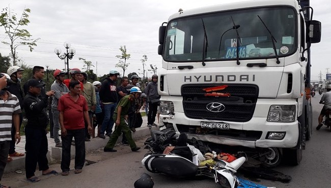 Container tông nhiều xe máy ở Long An: Phanh xe hoạt động bình thường