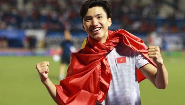 Đoàn Văn Hậu nhận bao nhiêu tiền thưởng sau SEA Games?