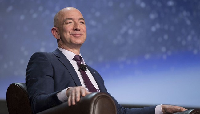 Với gia tài khổng lồ, tỷ phú Jeff Bezos lại tiêu tiền thế này