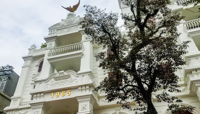 Chiêm ngưỡng bạch dinh trăm tỷ của nữ đại gia Phú Thọ 