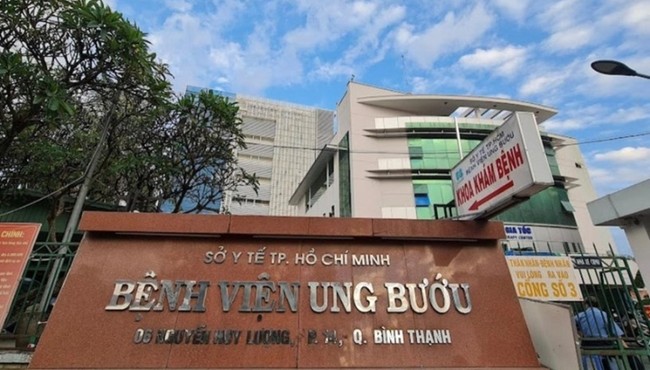 Công an vào cuộc vụ bác sĩ đòi 'quan hệ' mới cho thuốc ung thư