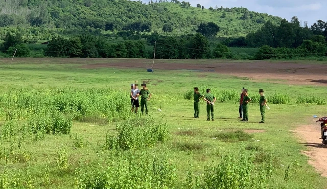 Tài xế xe đông lạnh hiếp dâm cô gái đang đi thăm người yêu 