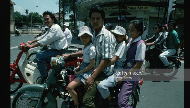 Loạt ảnh thú vị về giao thông ở TP. HCM năm 1994 