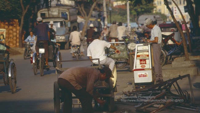 Giao thông ở TP. HCM năm 1993 cực sinh động qua góc ảnh người Đức