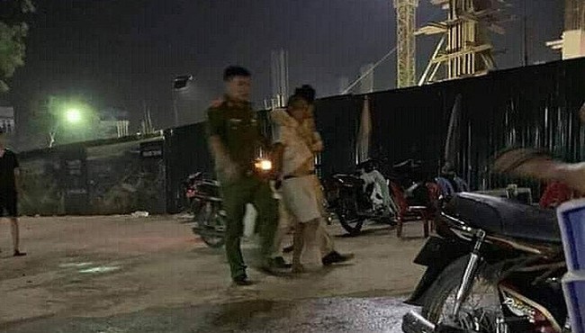 Thanh niên rút dao đâm rách phổi CSGT bị khởi tố