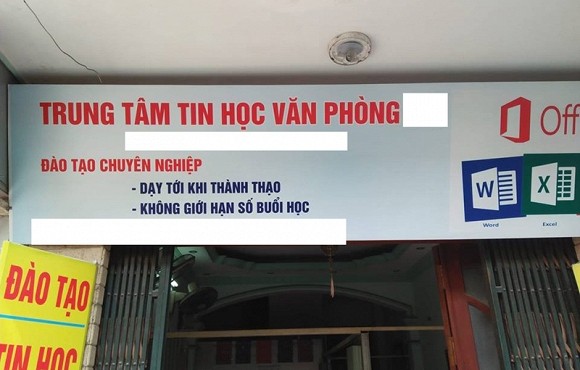 Nữ sinh tố bị chủ trung tâm tin học sàm sỡ: Người bị tố nói gì?