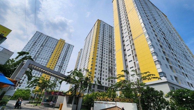 TP HCM: Tường chung cư bị nứt do ảnh hưởng động đất, 1 người tử vong
