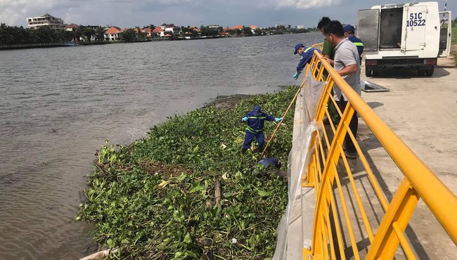 Bí ẩn 2 thi thể nam giới trôi trên sông Sài Gòn