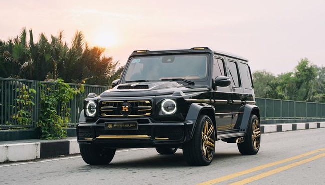 Ngắm không chán Mercedes-AMG G63 được dát 12 cây vàng 24K