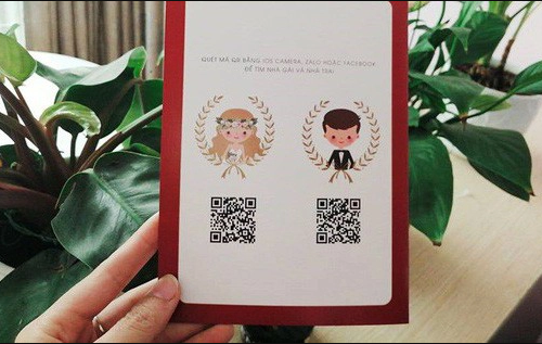 Khách đến mừng tiền đám cưới chỉ cần... quét mã QR