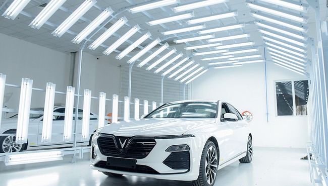 Vinfast bàn giao 200 ôtô Lux cho khách hàng vào cuối tháng 7