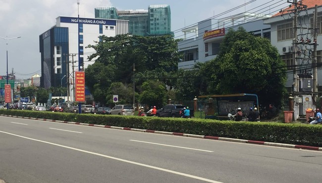 Nổ lớn bên trong Cục thuế tỉnh Bình Dương, công an thắt chặt an ninh