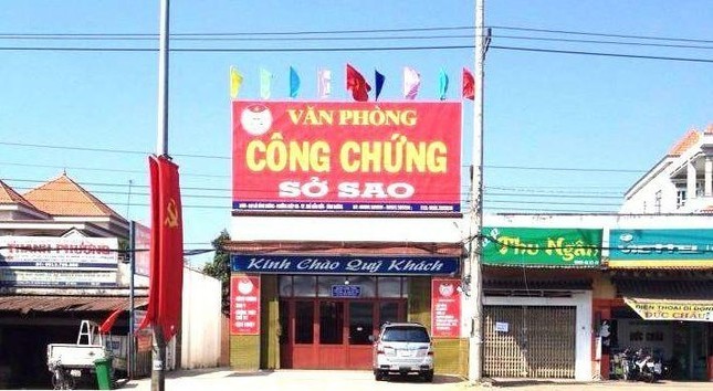 Danh tính 2 công chứng viên tại Bình Dương bị khởi tố