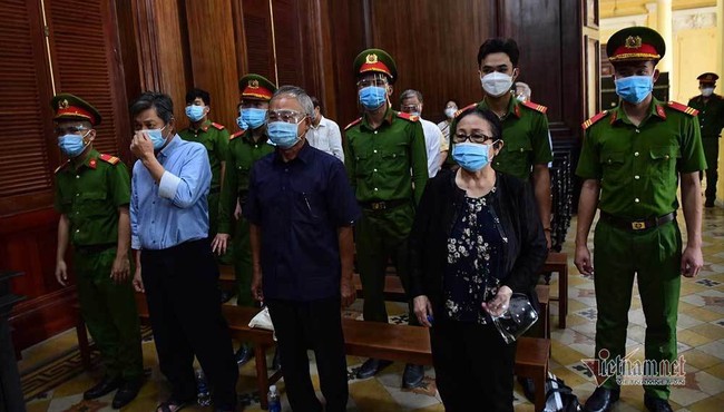 Vụ án Nguyễn Thành Tài: Đại gia Dương Thị Bạch Diệp la hét, chửi bới tại toà