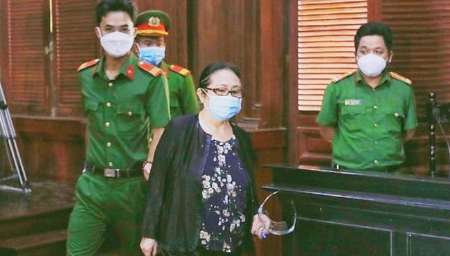 Đại gia Diệp Bạch Dương nói gì khi bị đề nghị phạt tù chung thân?