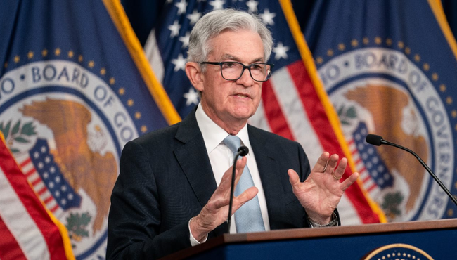 Chủ tịch Fed Powell tuyên bố đã đến lúc cắt giảm lãi suất