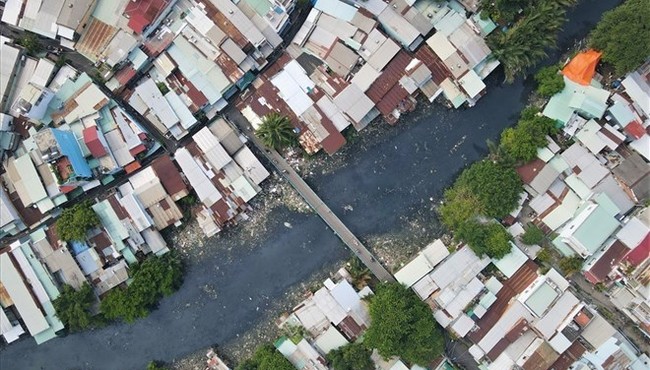 Công ty TNHH Phương Đạt 'một mình một ngựa' trúng liên tiếp 4 gói thầu xây lắp