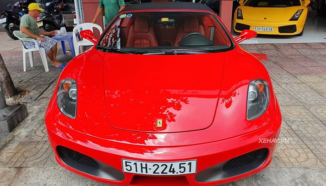 "Hàng lậu" Ferrari F430 Spider được đưa về Việt Nam có gì đặc biệt?