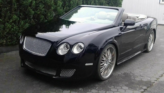 Xe 'nhái" Bentley Continental GTC có giá 460 triệu đồng vẫn ngất ngây