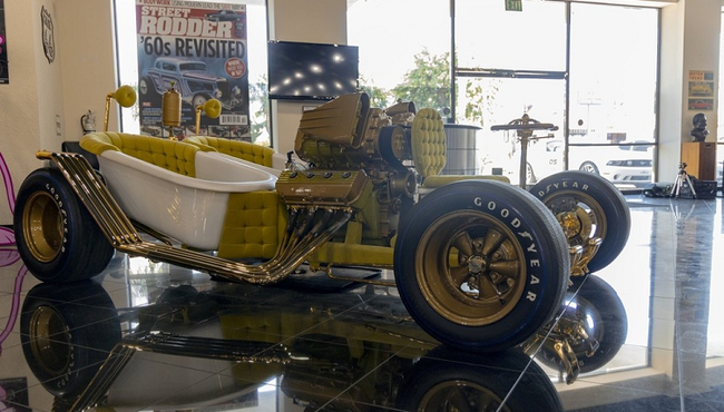Xe độ Bathtub Buggy kiểu 'nhà tắm' quái đản