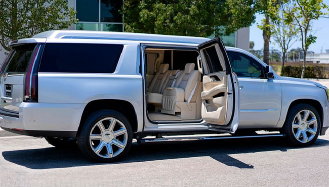 Giá nào cho Cadillac Escalade ESV của sao bóng bầu dục Tom Brady?