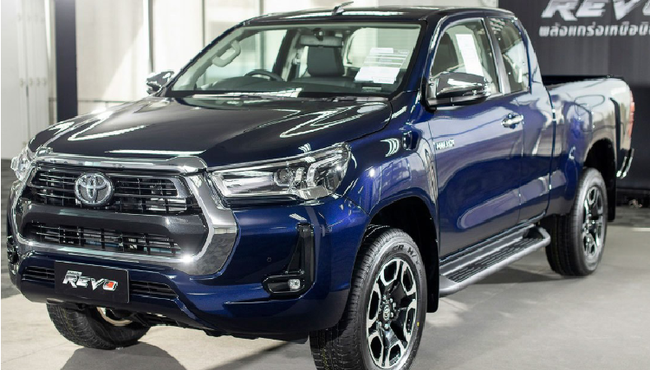 Đã mắt với Toyota Hilux 2021 mới từ 425 triệu đồng tại Thái Lan