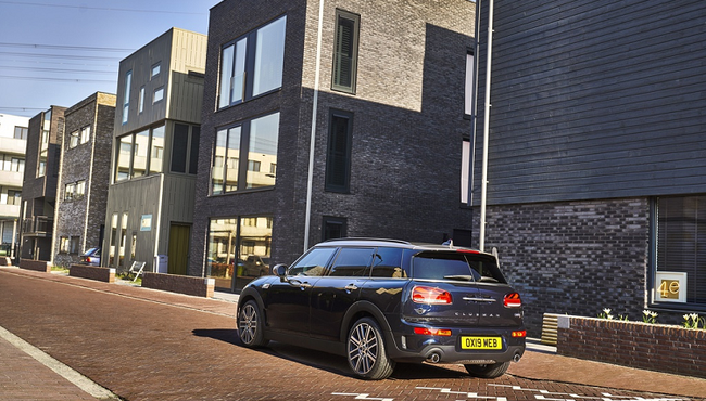 Ngắm MINI Cooper S Clubman 2020 từ 2,279 tỷ tại Việt Nam